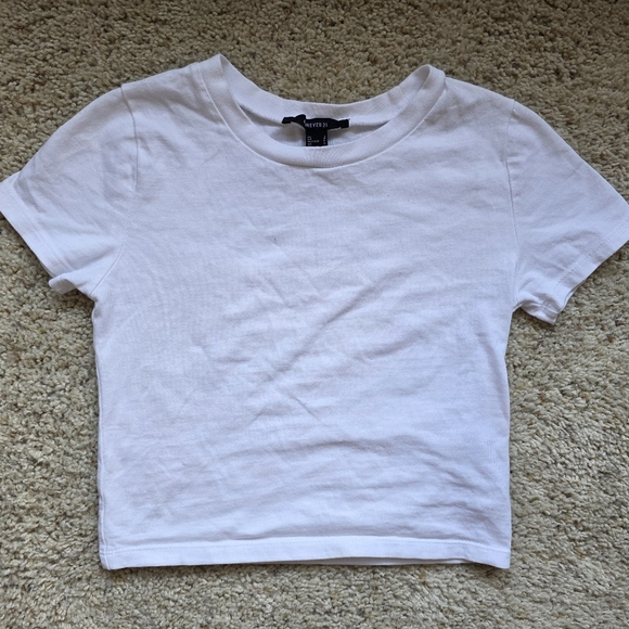 Forever 21 Classic White Crop Top - Picture 1 of 3